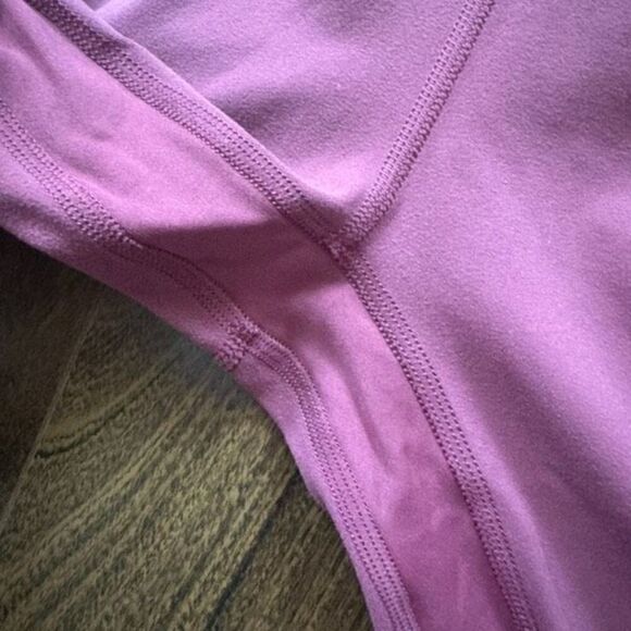 Lululemon 2 align 21” crop in Plumful - Picture 6 of 7